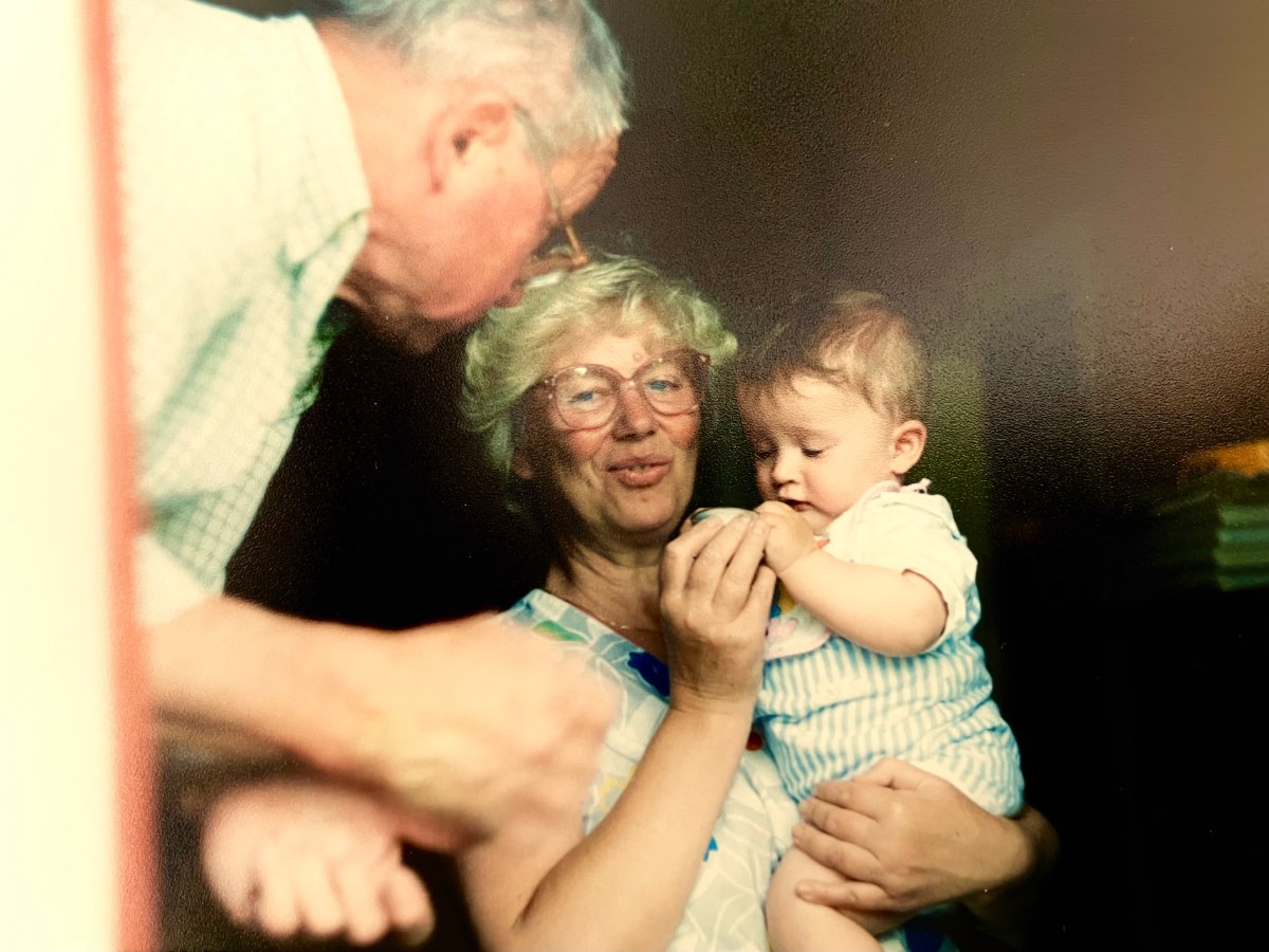 S vnukem, 1998